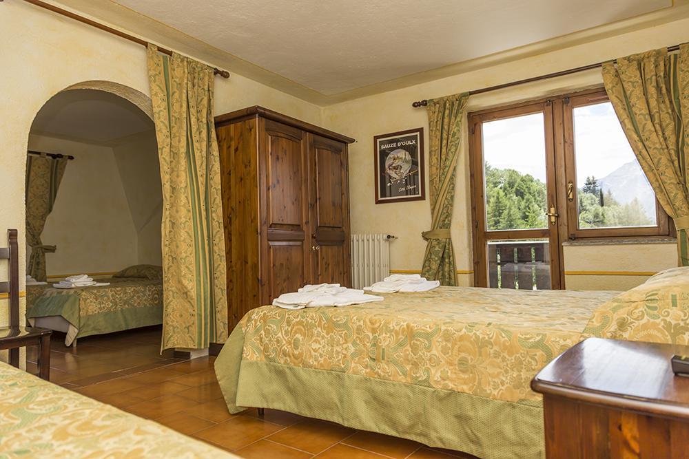 Hotel La Fontaine Sauze D'Oulx Bagian luar foto