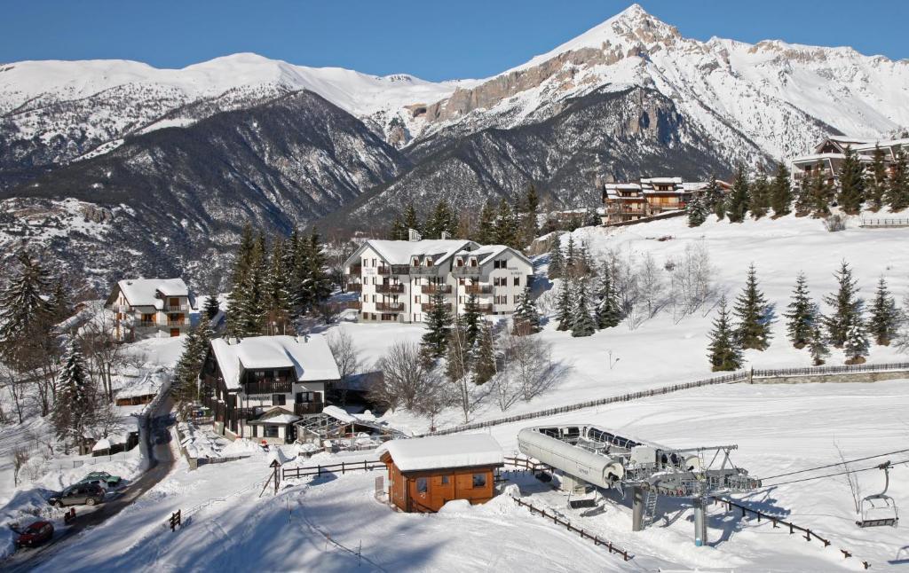 Hotel La Fontaine Sauze D'Oulx Bagian luar foto